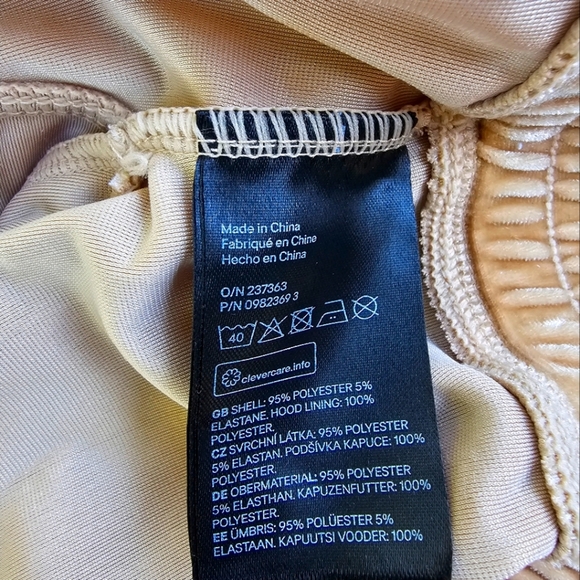 H&M Divided Beige/Light Gold Velour Cropped Hoodie. - Picture 8 of 8